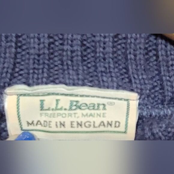 Vintage L.L. Bean Navy Blue Wool Sweater size Medium Elbow Patches - Picture 6 of 7
